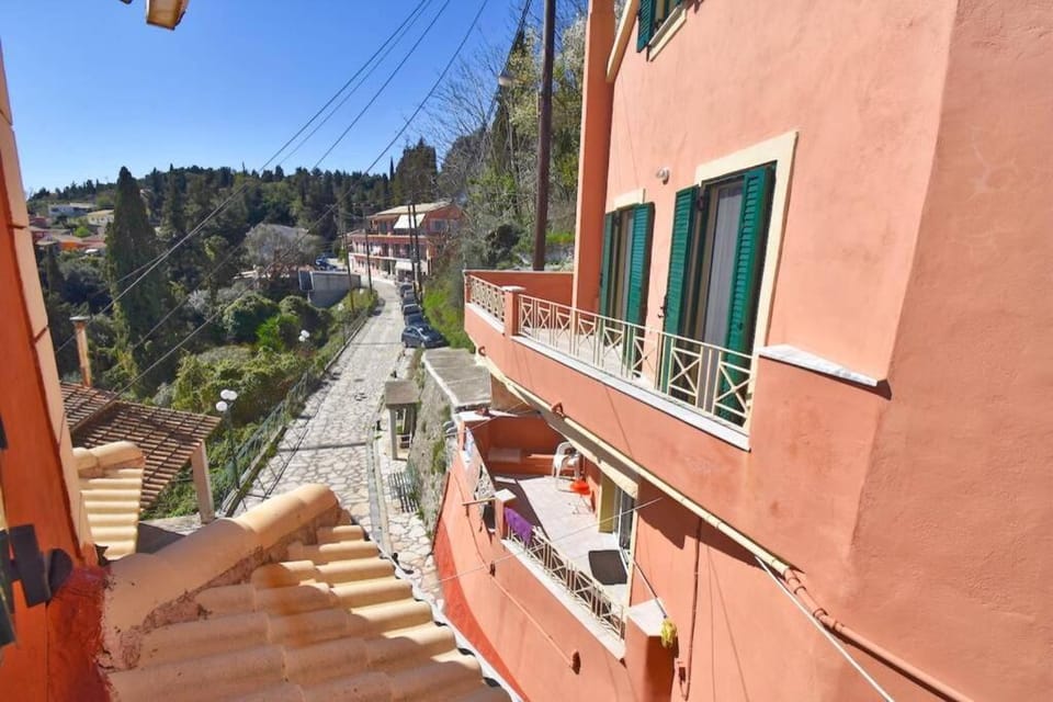 3BR Traditional House with Amazing View Apartment in Peloponnese, Western Greece and the Ionian