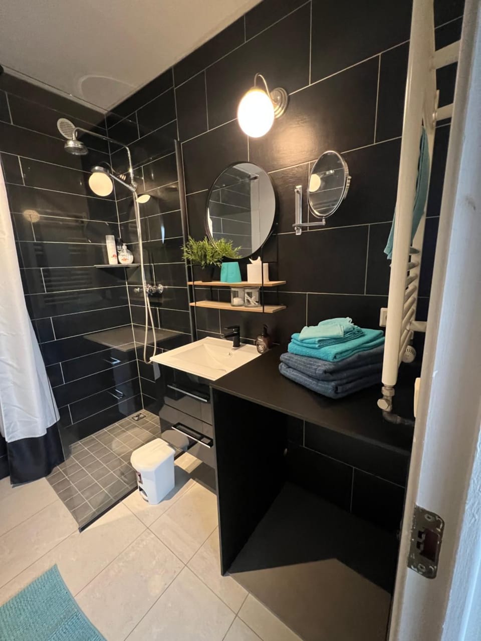 Varmi Guesthouse Apartments & rooms Bed and Breakfast in Greater Reykjavik