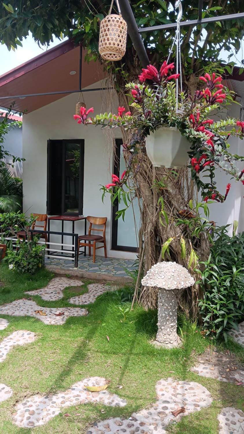 Spring, Garden view