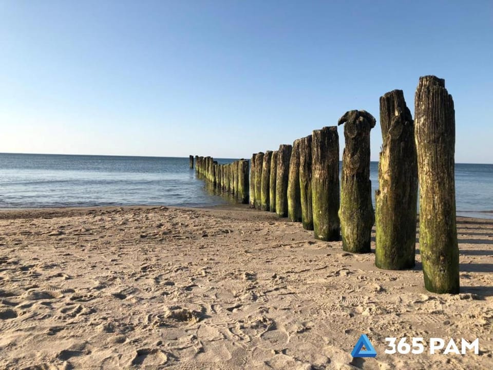 Nearby landmark, Day, Natural landscape, Beach