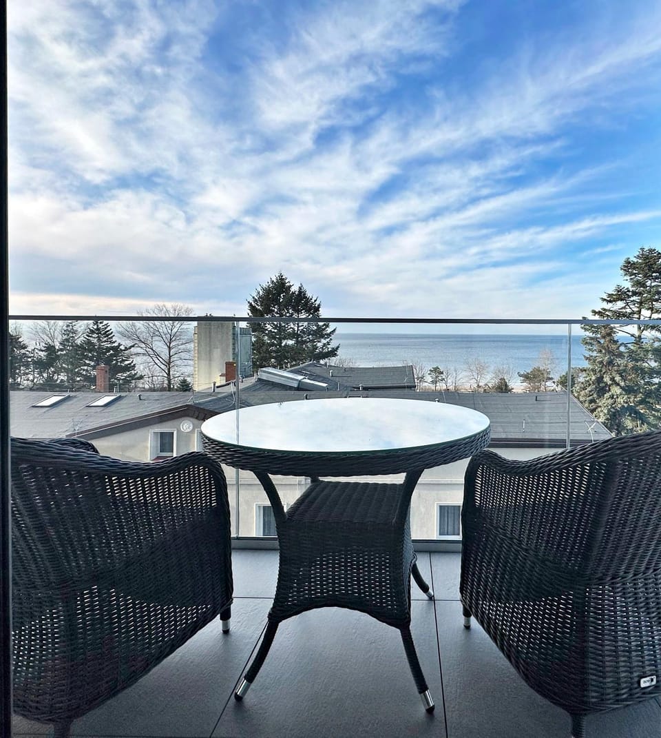 View (from property/room), Balcony/Terrace, Sea view