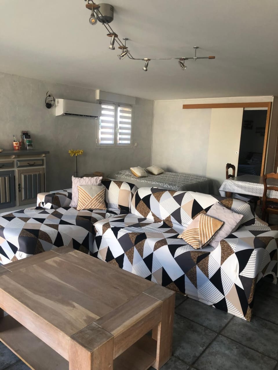 Appartement lumineux et spacieux Apartment in Catalonia