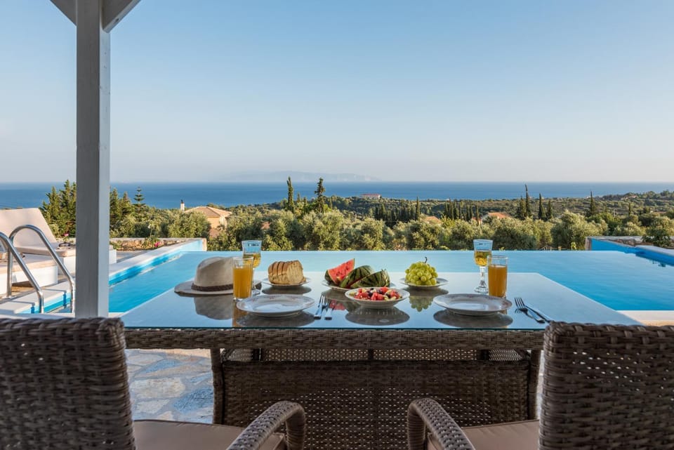 Natural landscape, Balcony/Terrace, Sea view, Swimming pool