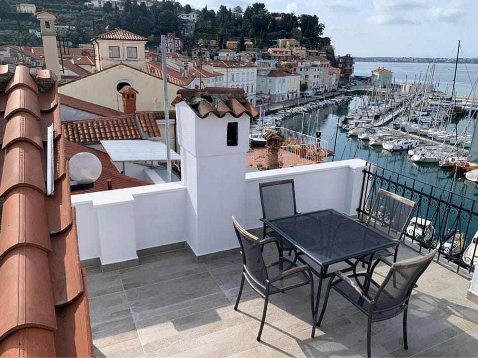 Studio Urban Apartment in Piran