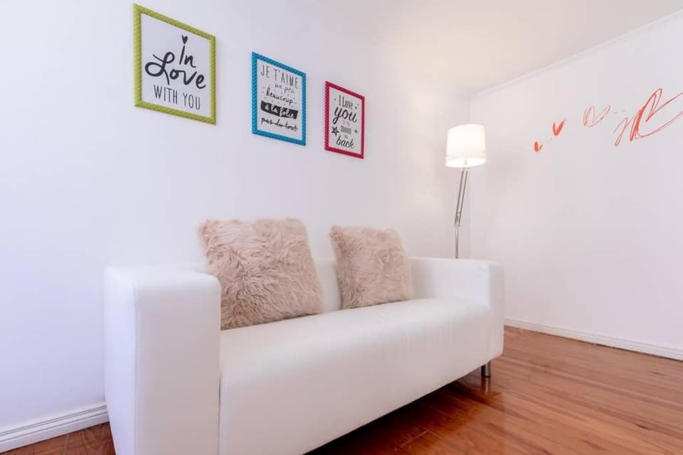 InLoveApartments - One Love, One Heart Apartment in Lisbon