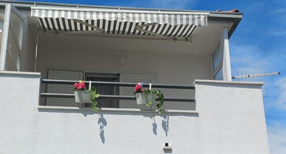 Apartmani Mara ROGOZNICA Apartment in Šibenik-Knin County, Croatia