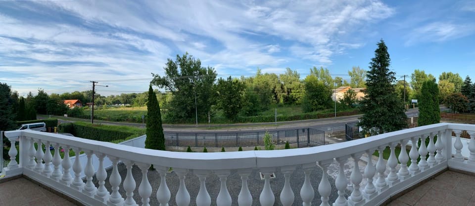 Balcony/Terrace, Garden view