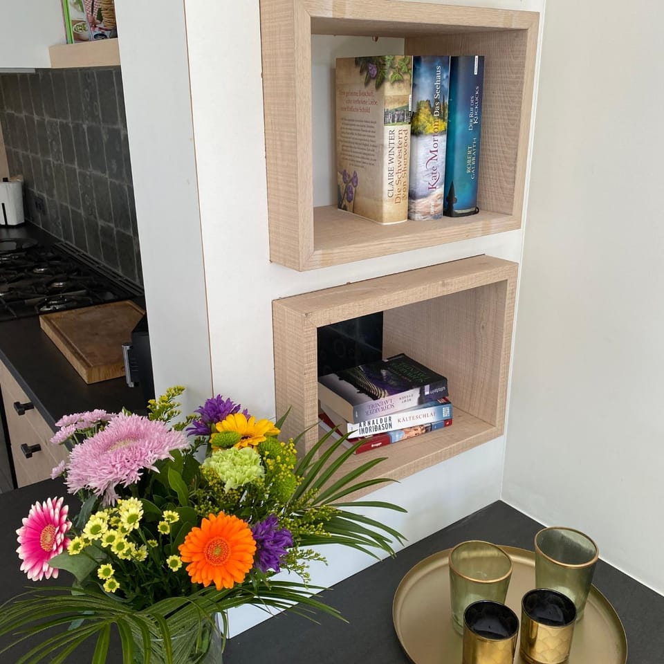 Welcome in - Vakantiehuis met ruime zonnige tuin I Lepelblad 44, Nieuwvliet-Bad Apartment in Zeeland, Netherlands