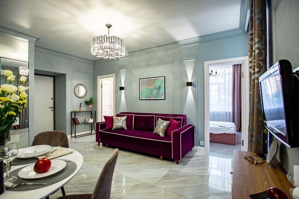Студия-Люкс с двумя спальнями на Соборной Apartment in Ukraine