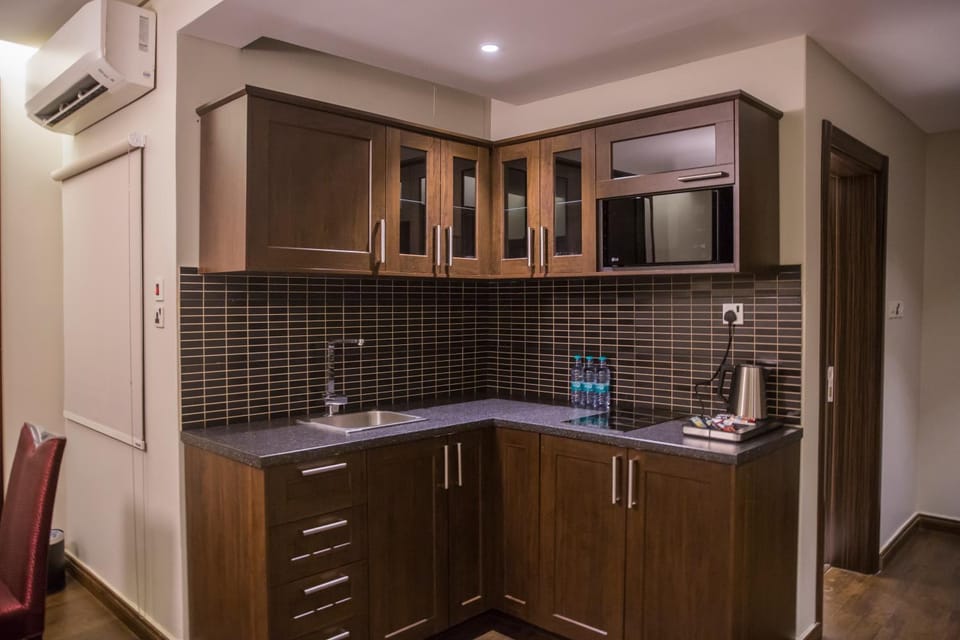 Kitchen or kitchenette