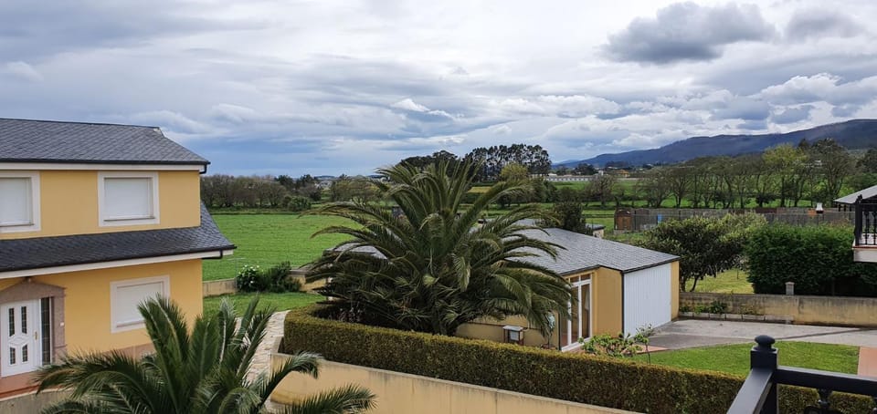 Garden, Mountain view