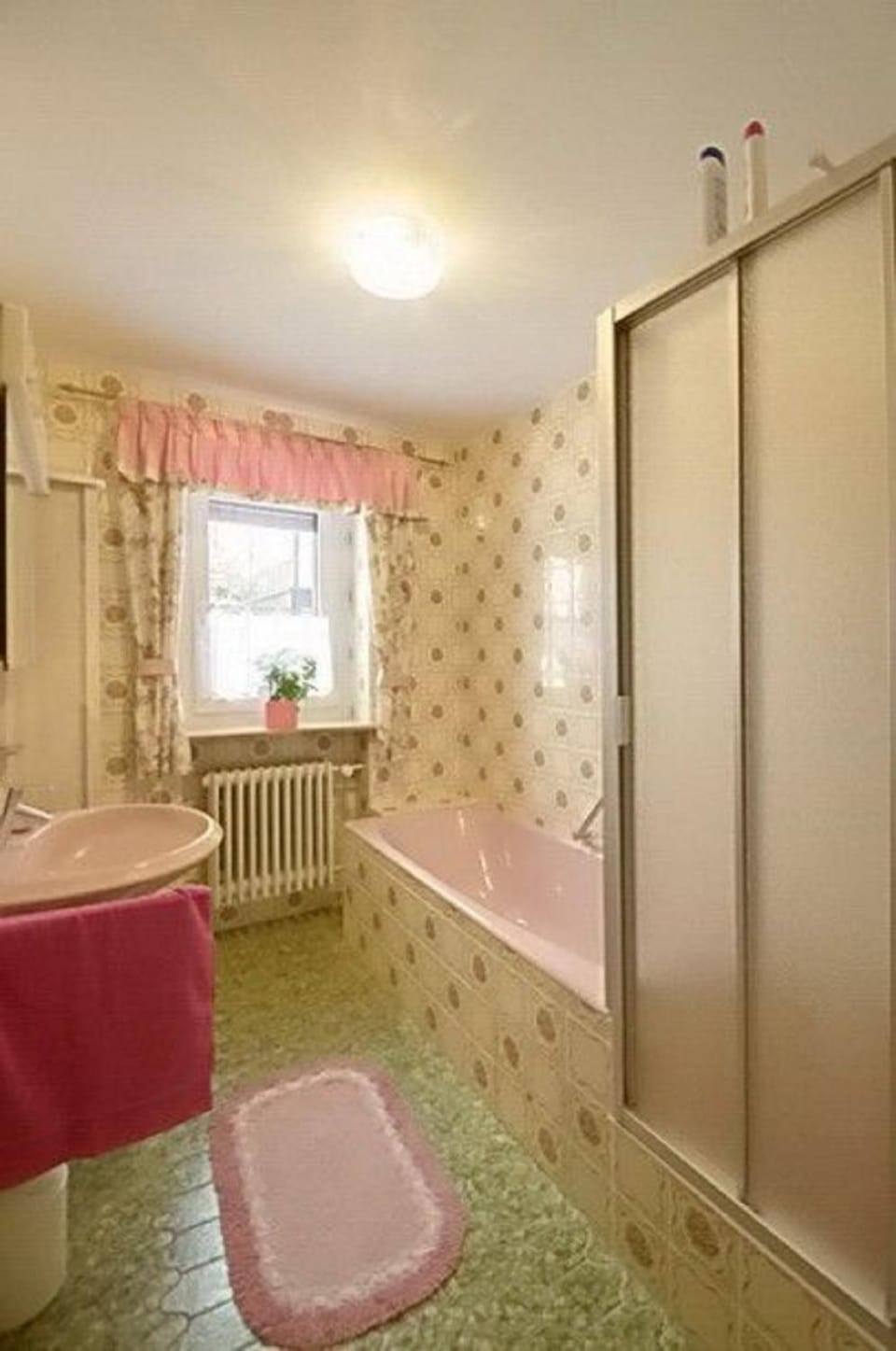 Bathroom, Bath