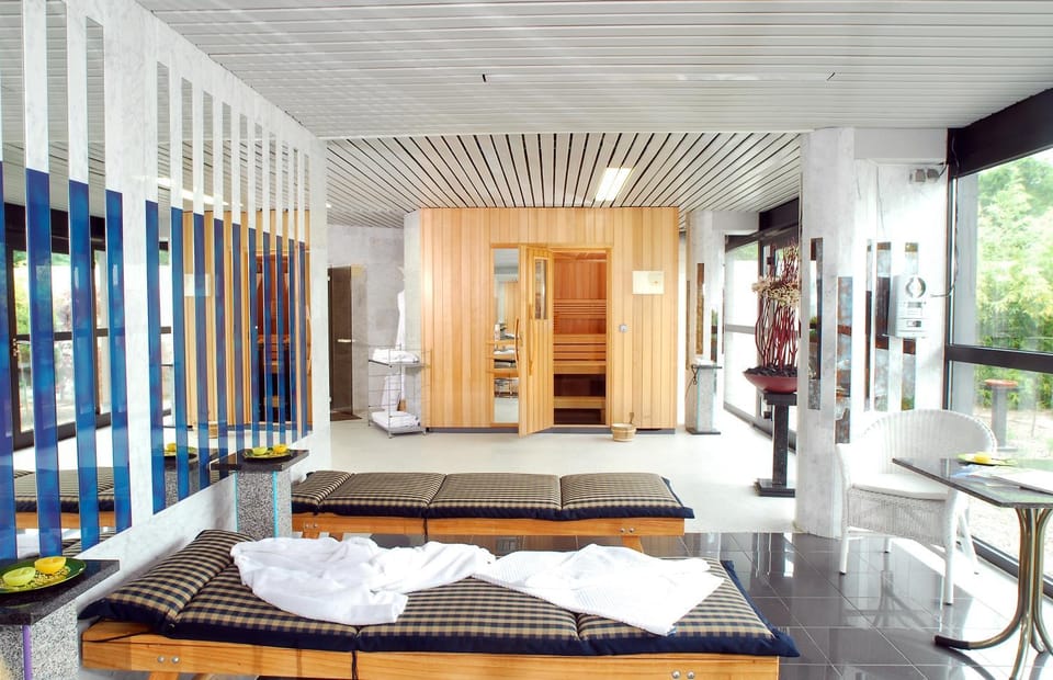 Day, Sauna, Spa and wellness centre/facilities