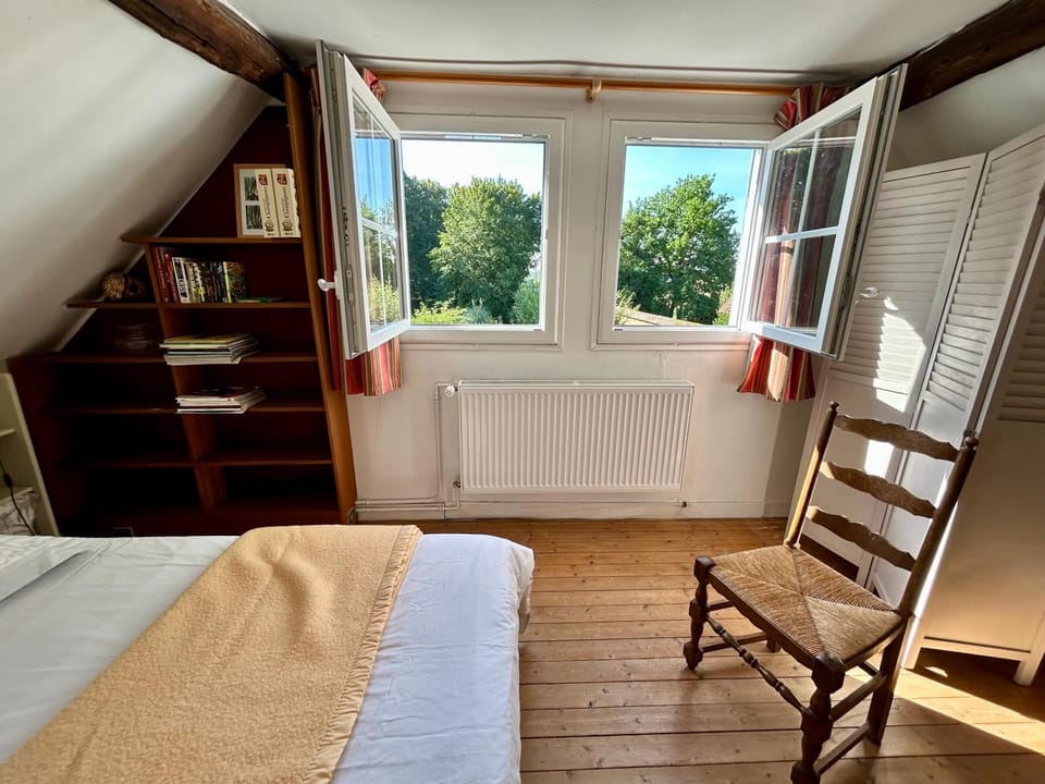 Library, Bedroom