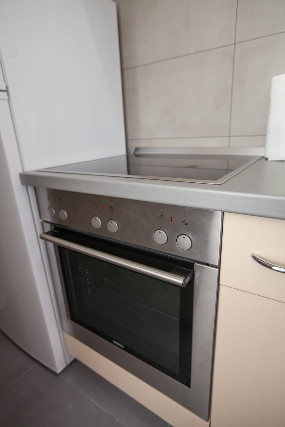 Kitchen or kitchenette, Communal kitchen