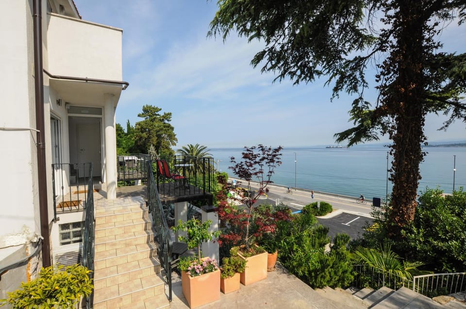 Property building, Sea view