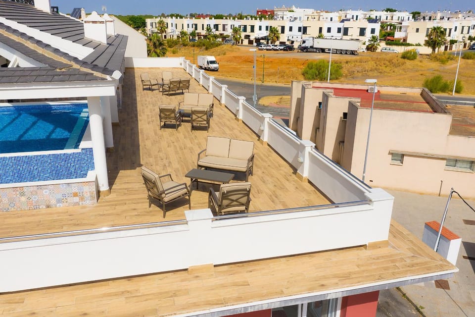 Balcony/Terrace, Pool view