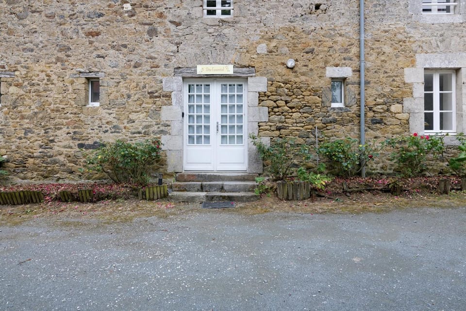 Gîte Essentiel - La Dauvinerie House in Normandy