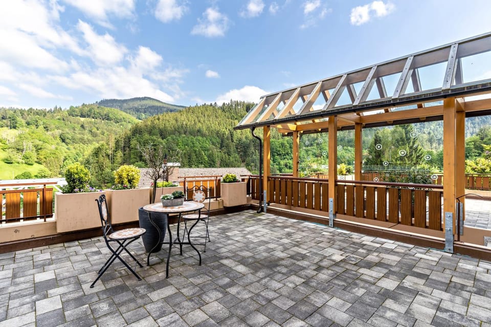 Property building, Balcony/Terrace, Living room