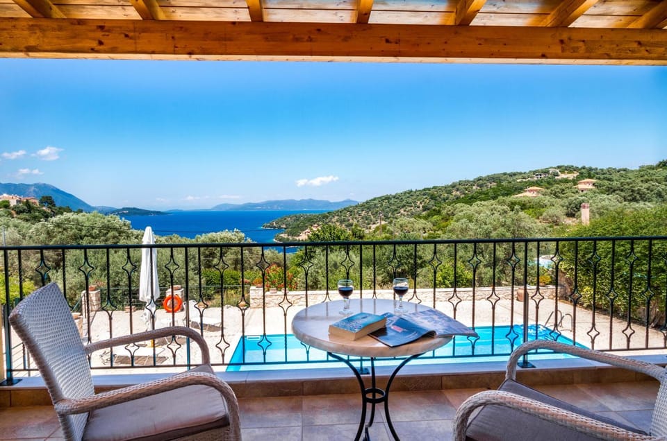 Patio, Natural landscape, Balcony/Terrace, Seating area, Garden view, Mountain view, Pool view, Sea view, Swimming pool