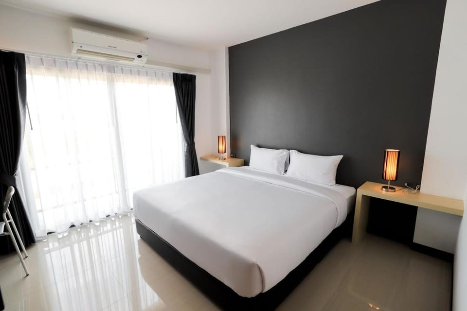 The Rest Hotel - ประจวบ Hotel in Prachuap Khiri Khan, Thailand