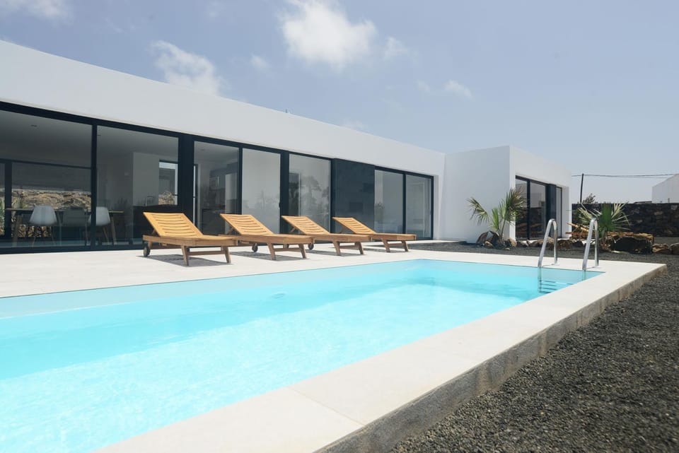Duna Colorada Villa in Lajares