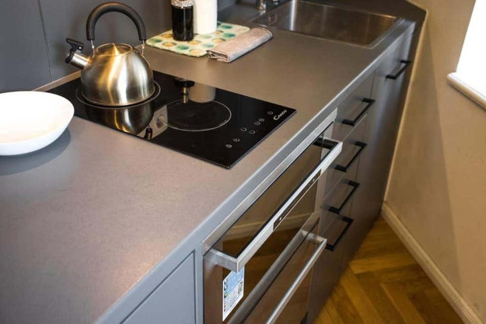 Kitchen or kitchenette, stove