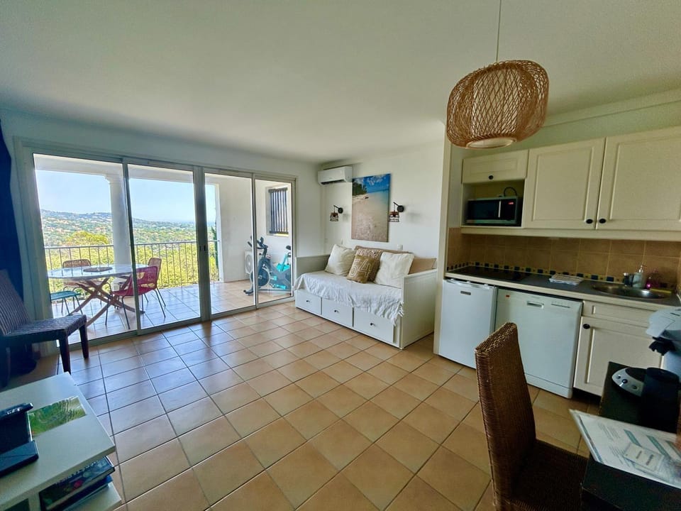 Les Restanques 2149 vue mer Apartment in Grimaud