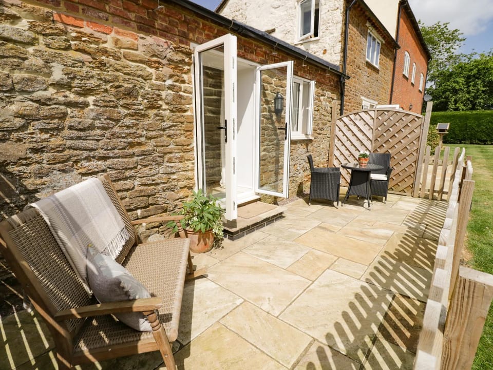Oak Barn House in Daventry District