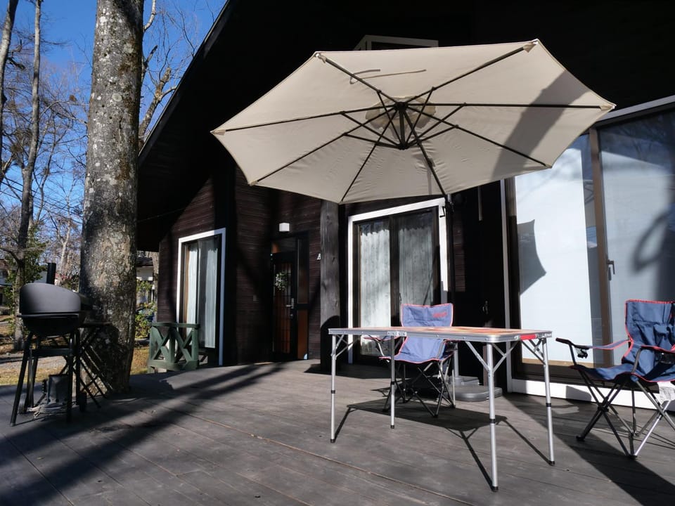 Property building, Day, BBQ facilities, Balcony/Terrace, Balcony/Terrace