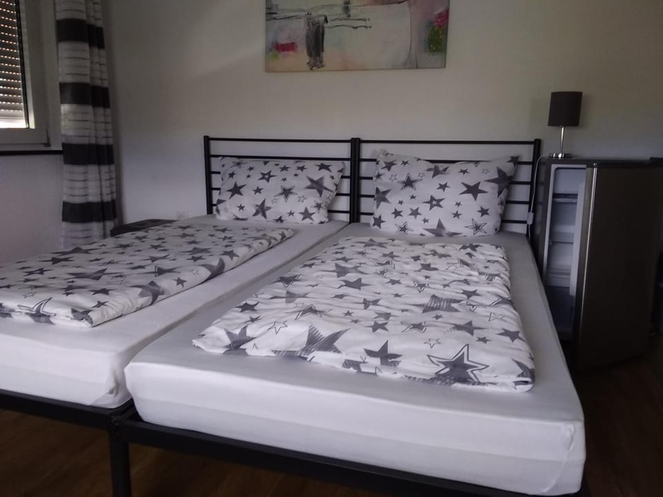 Pension Breidbach Bed and Breakfast in Trier-Saarburg
