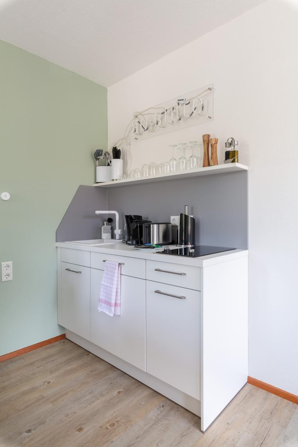 Coffee/tea facilities, Kitchen or kitchenette
