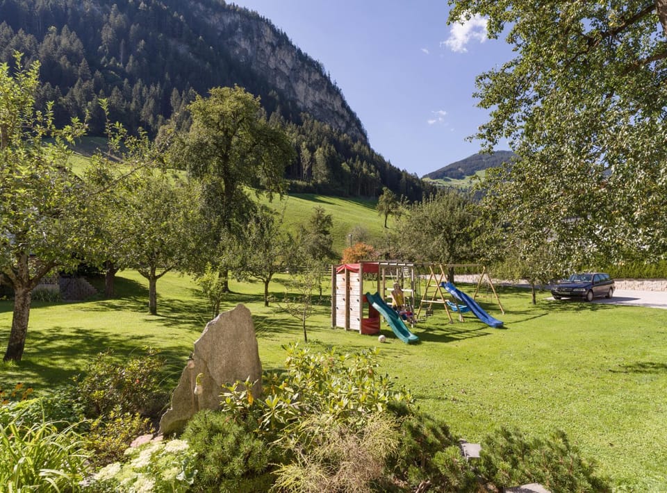 Garden, Garden view