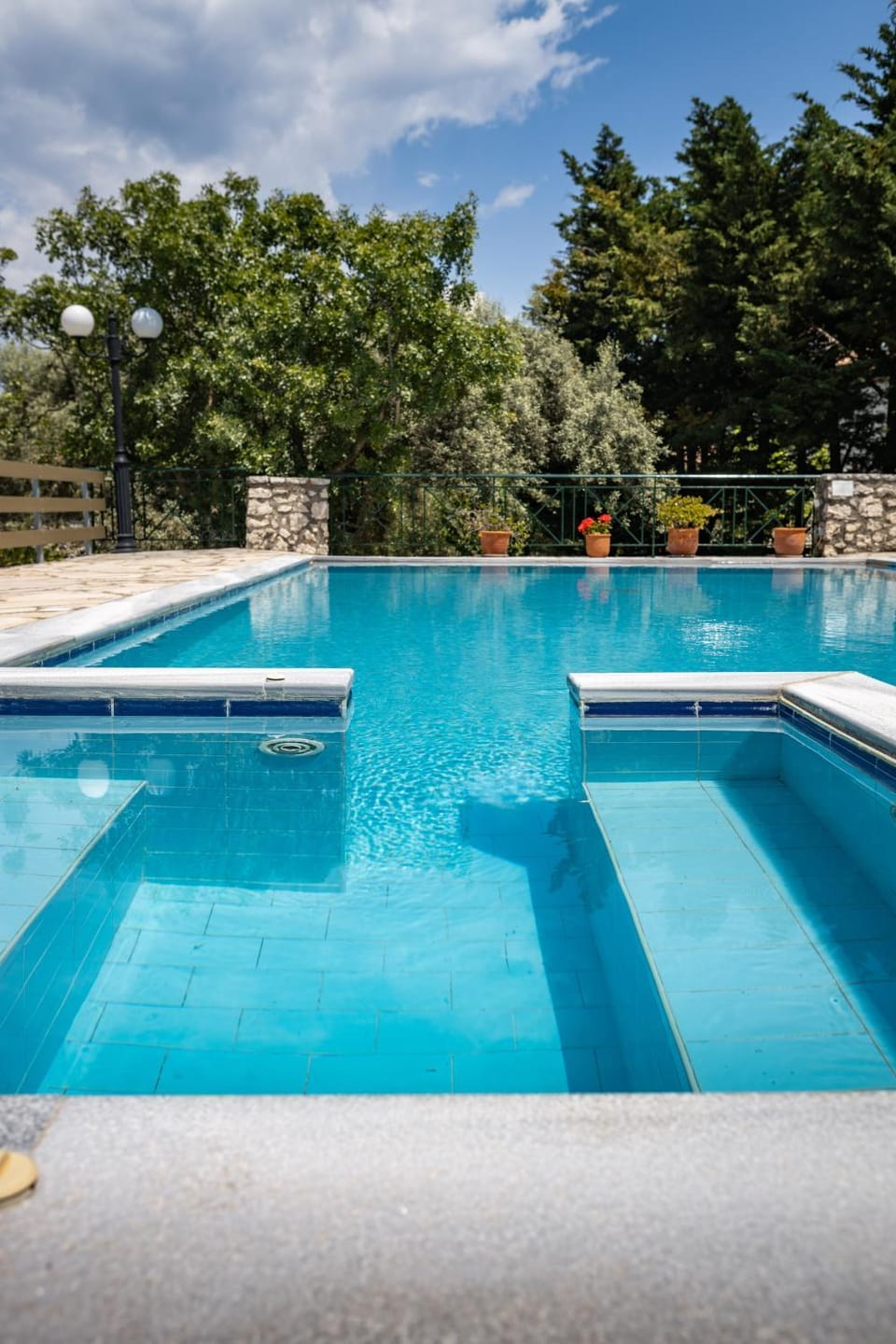 Day, Pool view, Swimming pool, sunbed