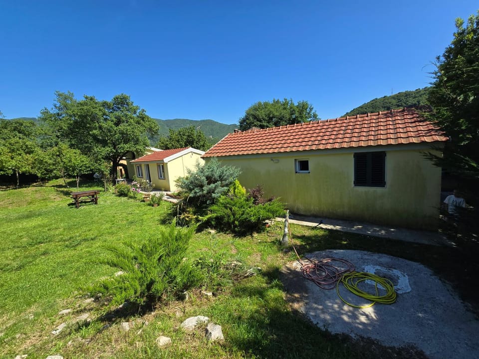 Sunny Bay Village Campground/ 
RV Resort in Kotor Municipality