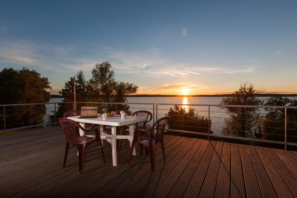 Balcony/Terrace, Lake view, Sunset