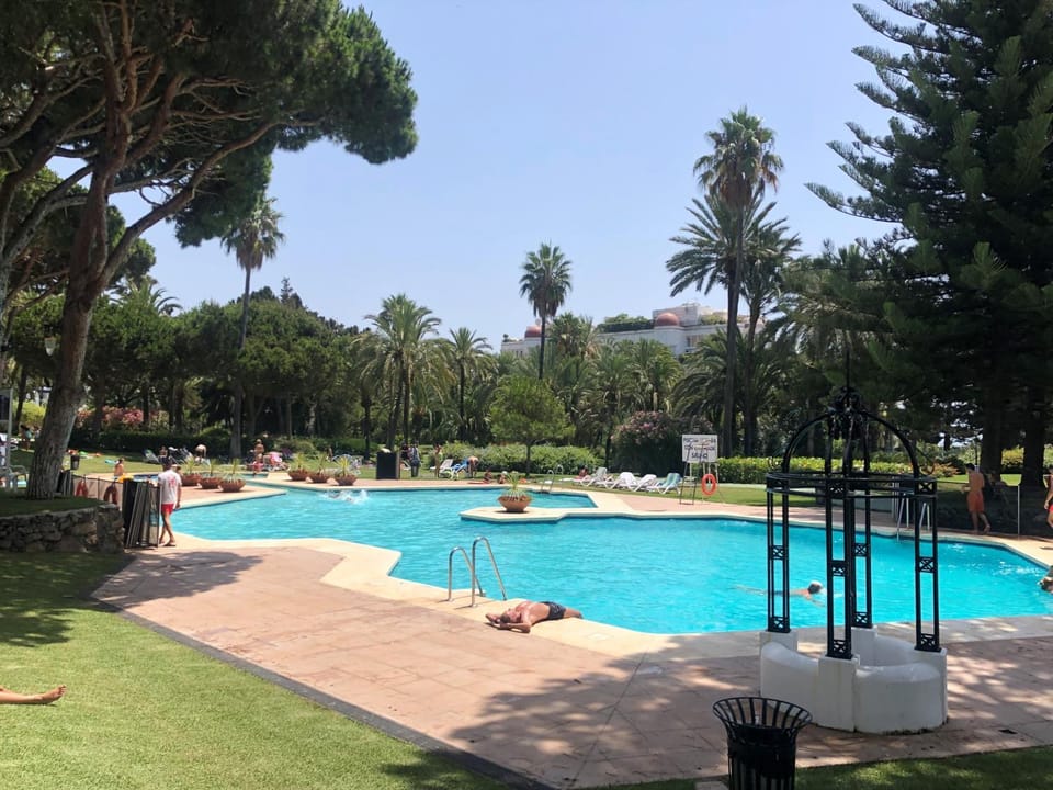 Swimming pool