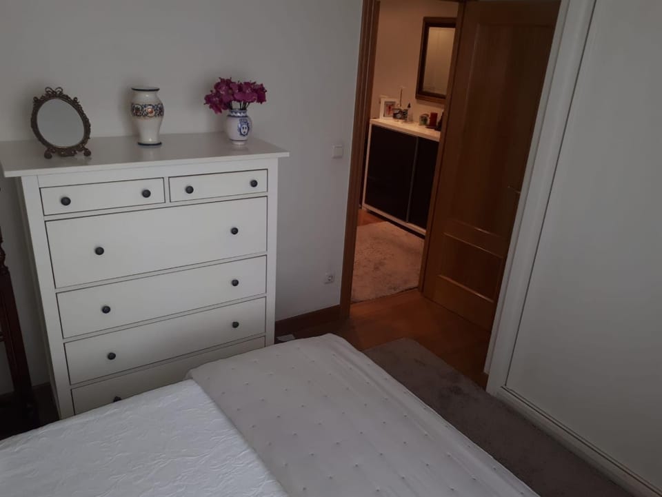 Habitación con baño individual Vacation rental in Bilbao