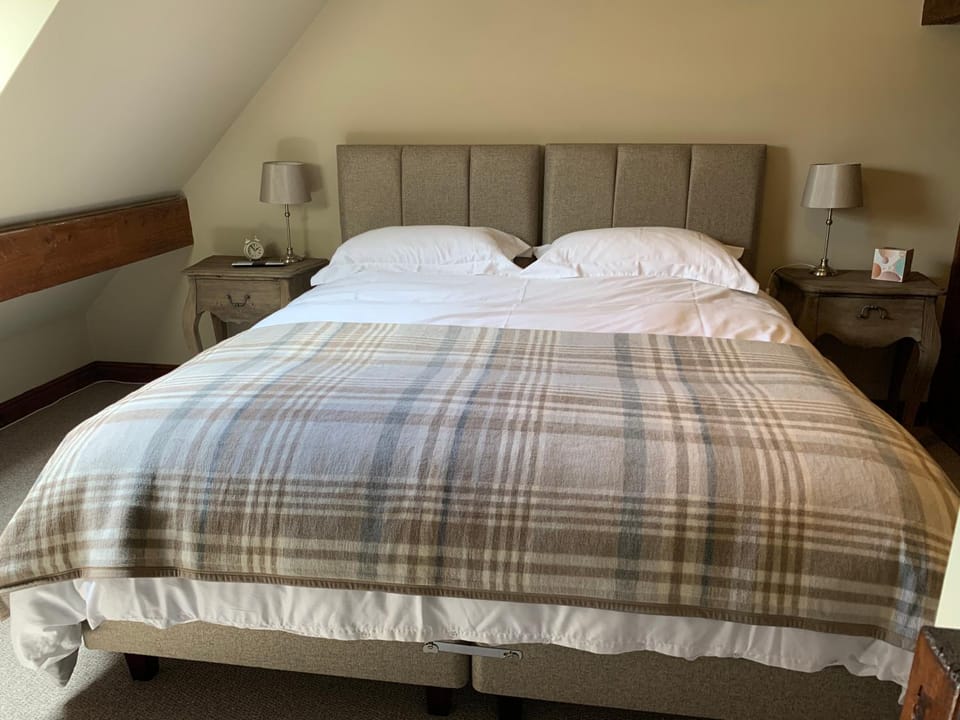 Barlow Country Club - Mill Farm Cottages House in North East Derbyshire District