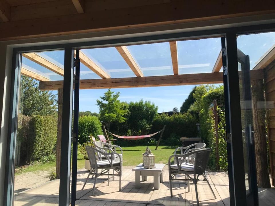 Heerlijk huisje vlakbij de duinen van Oostvoorne House in Rockanje