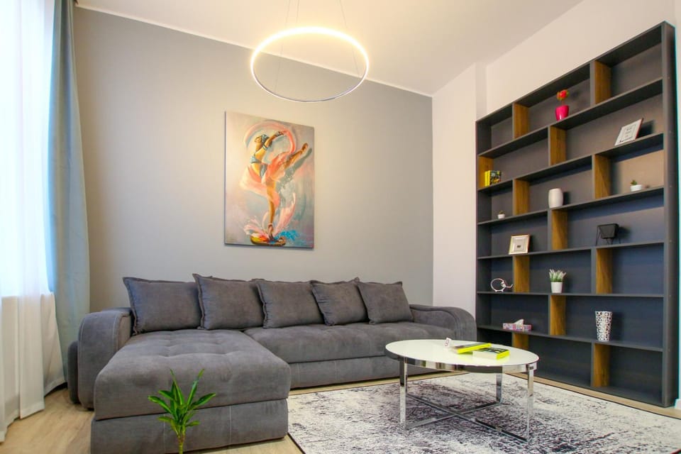 Library, Living room, Seating area