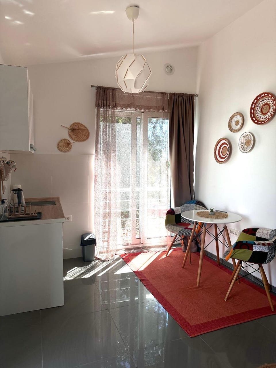 Kitchen or kitchenette, Seating area