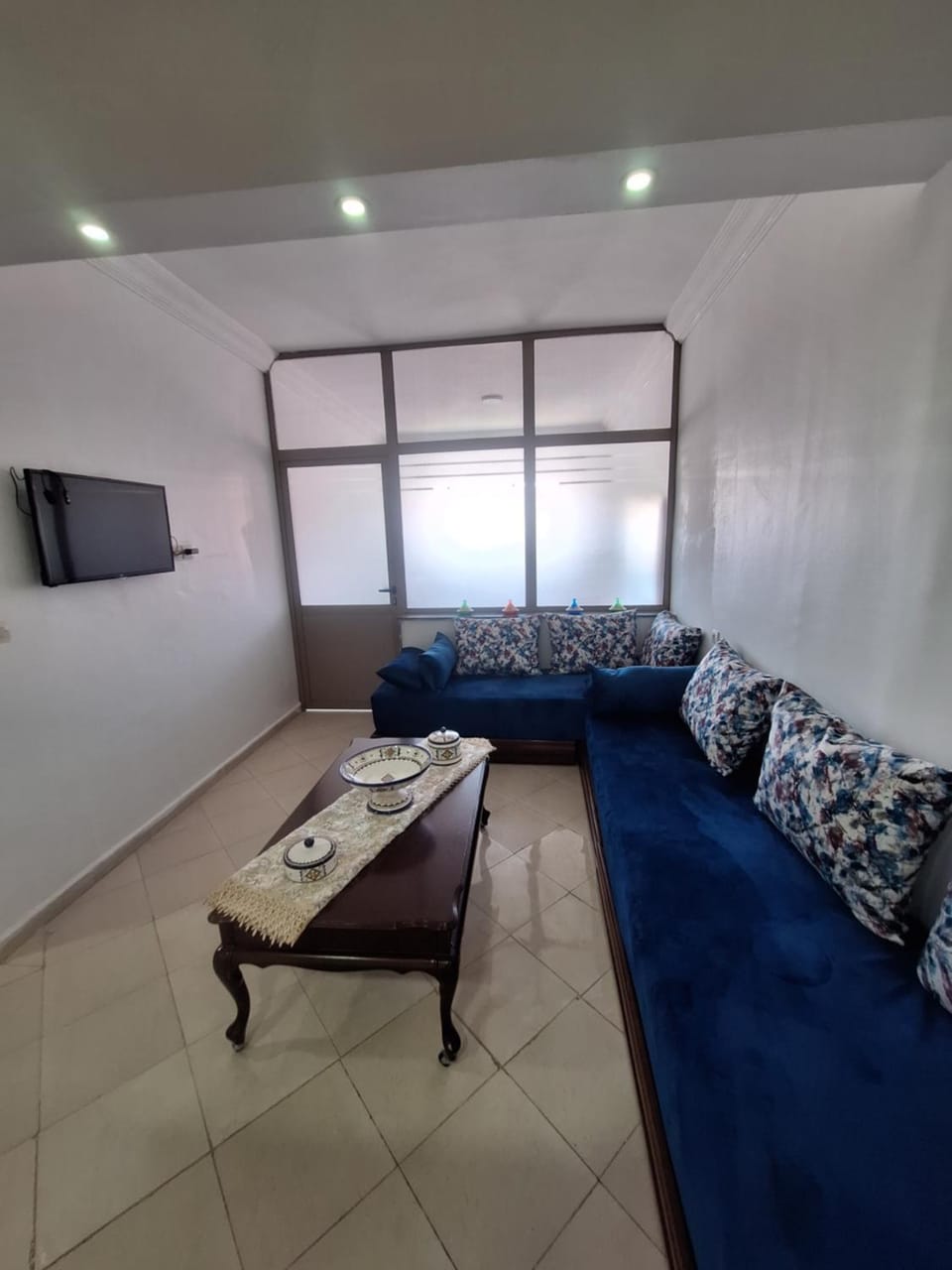 Home Sweet Home Just a 2-Minute Walk to the Tram" Apartment in Rabat