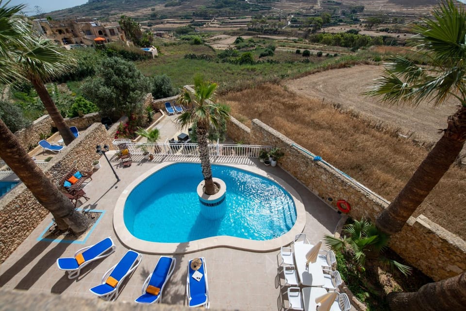 Blossom Farmhouses Villa in Malta