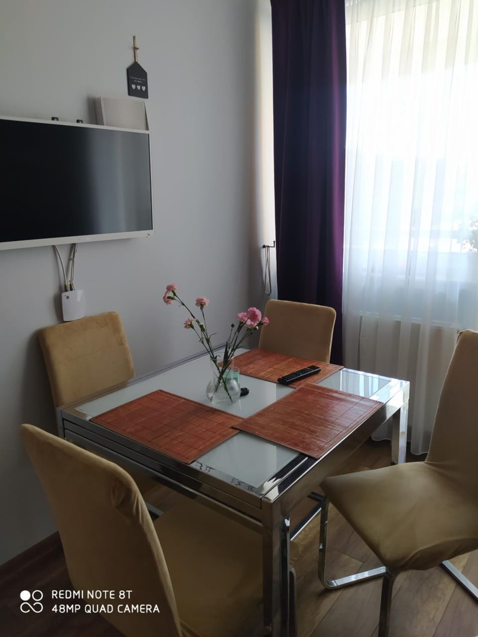 TV and multimedia, Dining area