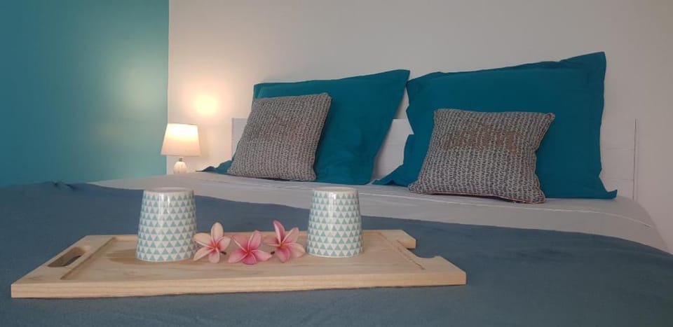 Très bel appartement avec Vue Mer, Accès Direct à la Plage et Piscine surveillée Apartment in Grande-Terre, Guadeloupe