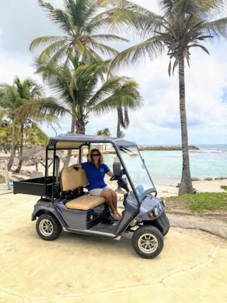 Très bel appartement avec Vue Mer, Accès Direct à la Plage et Piscine surveillée Apartment in Grande-Terre, Guadeloupe