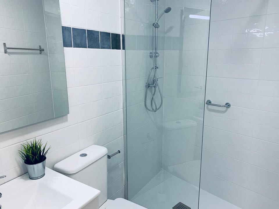Shower, Bathroom