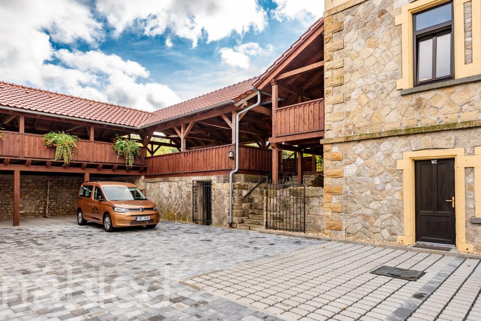 Property building, Parking