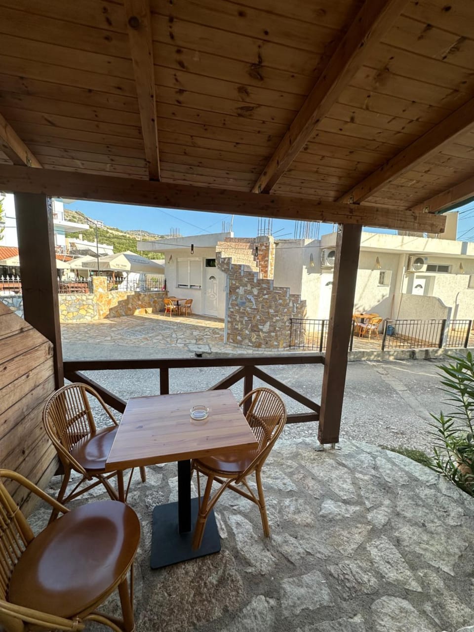 Jona Rooms Apartment in Vlorë County, Albania